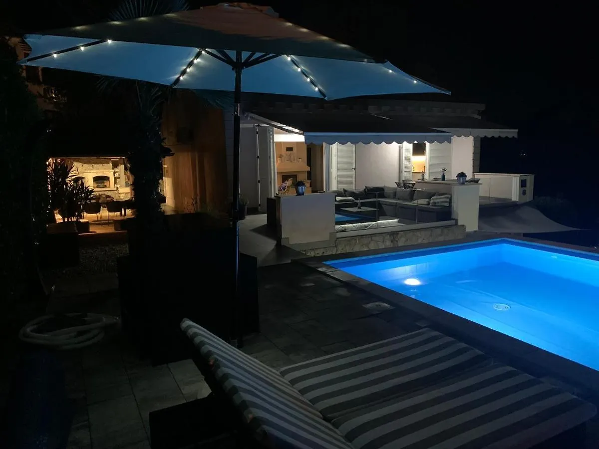Ns Dream Villa Malinska