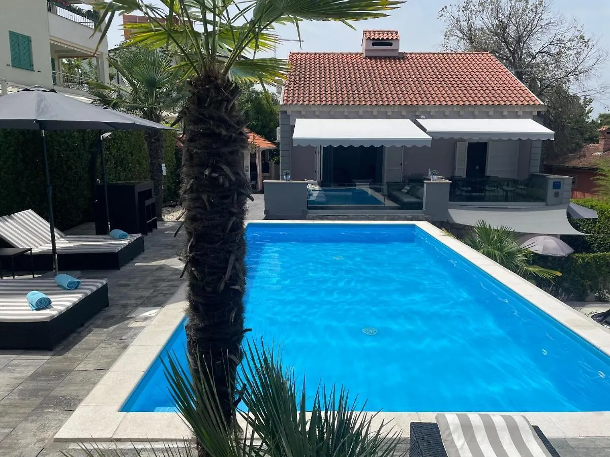 Ns Dream Villa Malinska Croaţia